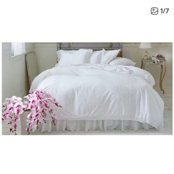 Simply Shabby Chic Twin Duvet Cover Set White Linen Cotton Crochet Trim NIP - Picture 1 of 6